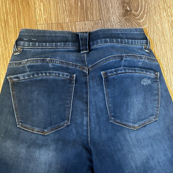 Democracy Jeans NWOT - Picture 3 of 4